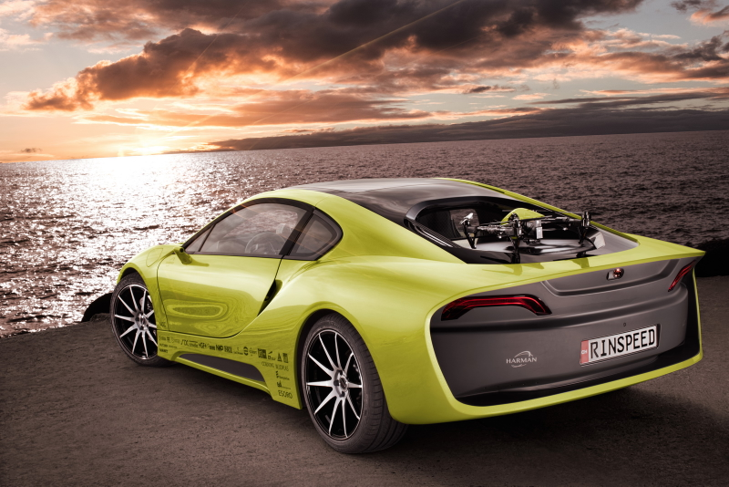Illustration for article titled The Swiss Wackos At Rinspeed Made A BMW i8 That Drives Itself And Has Its Own Drone